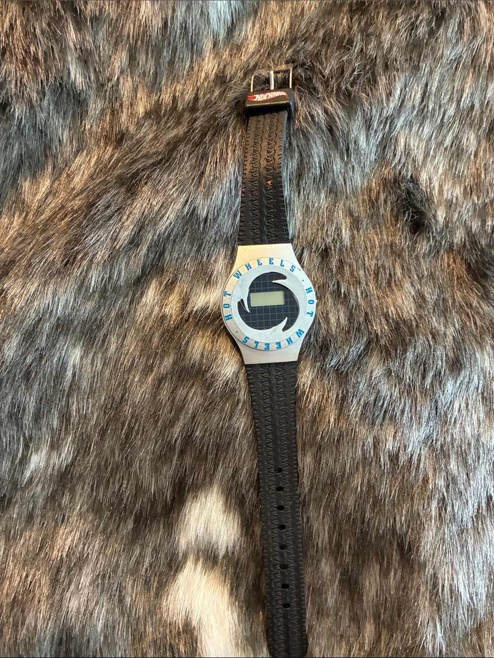 Vintage HOT WHEELS digital spinner/flip cover watch